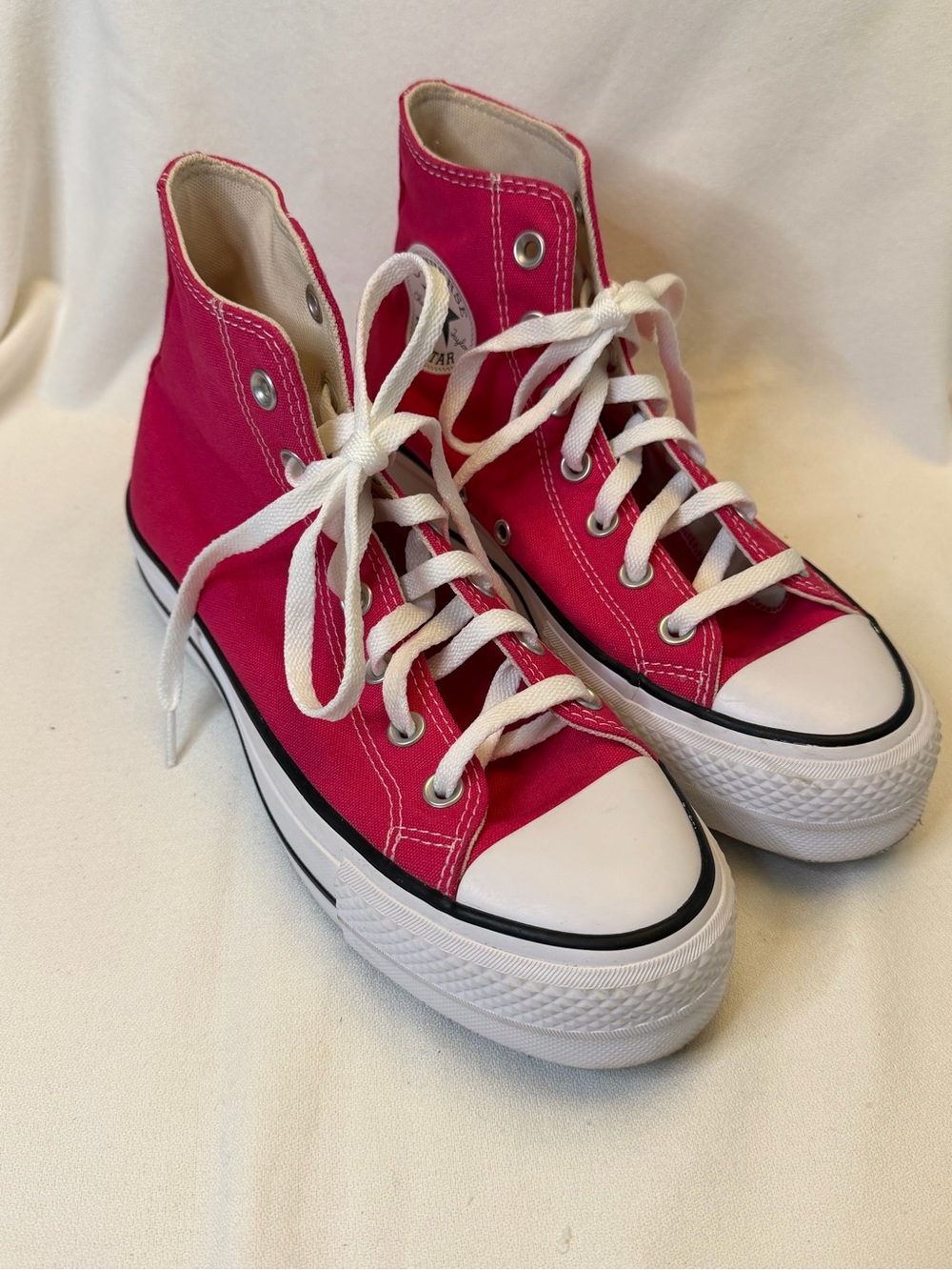 Converse Chuck Taylor Lift Platform High Top Pink Sneaker Women’s 8 / Men’s 6